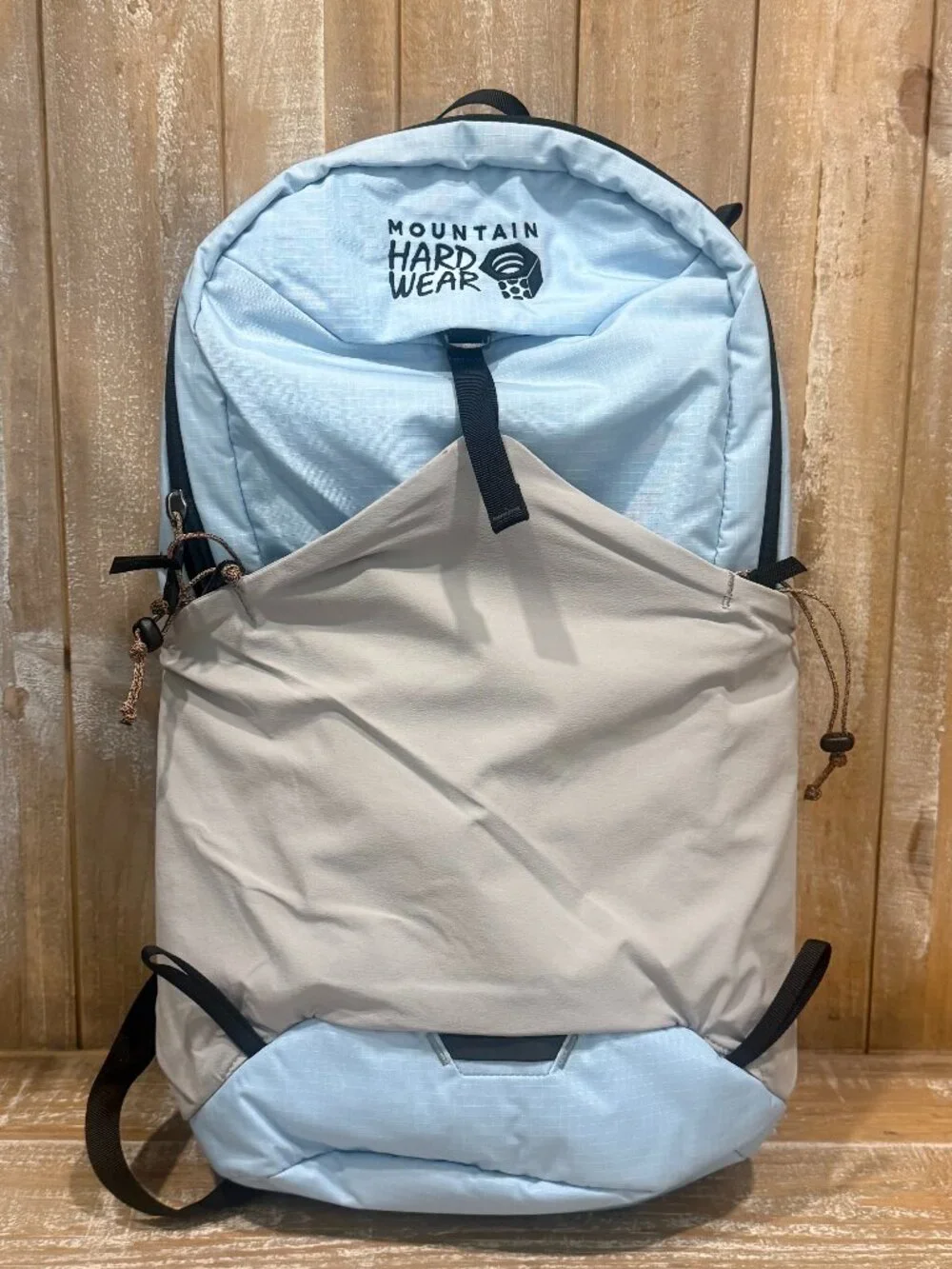 Mountain Hardwear Field Day 16L Unisex Backpack Hiking College Travel Bag New